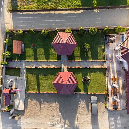 Hotel Pensiune Domeniul Stanca Vatra Dornei Exterior foto